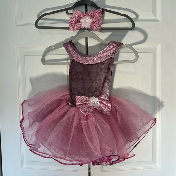 PINK ROSE DANCE COSTUME - Picture 1 of 7
